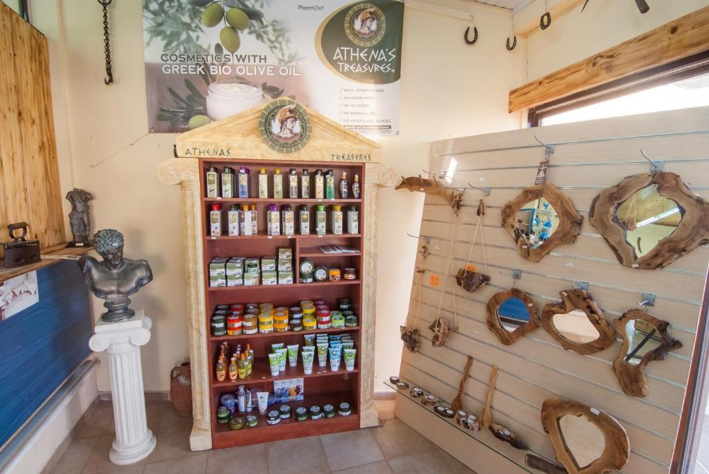 Plessas Studios Tsilivi  Bagian luar foto